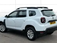 Used Dacia Duster Comfort 100 HP (73 kW) 2022 White SUV