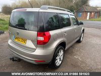 Used Skoda Yeti SE 110 HP (80 kW) 2014 Beige SUV