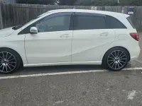 Used Mercedes B180 Executive 122 HP (89 kW) 2016 White Hatchback