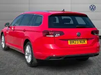 Used VW Passat SEL 150 HP (110 kW) 2023 Red Estate