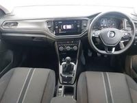 Used VW T-Roc Design 115 HP (84 kW) 2019 Red SUV