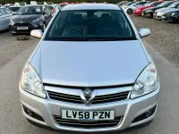 Used Vauxhall Astra Elite 138 HP (101 kW) 2008 Silver Hatchback
