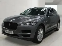 Używany Jaguar F-Pace Portfolio 240 KM (176 kW) 2018 Szary SUV
