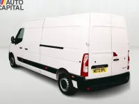 Used Renault Master Business 135 HP (99 kW) 2022 White MPV