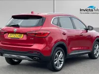 Used MG HS Excite 162 HP (119 kW) 2023 Red SUV