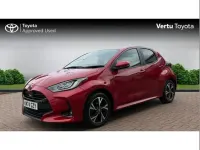 Used Toyota Yaris Design 113 HP (83 kW) 2024 Red Hatchback