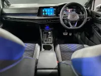 Usado VW Golf VIII R 320 HP (235 kW) 2023 Branco Citadino
