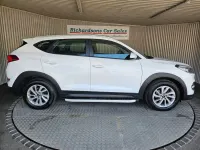 Used Hyundai Tucson SE 116 HP (85 kW) 2017 White SUV