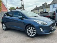 Usado Ford Fiesta Titanium 100 HP (73 kW) 2019 Azul Citadino