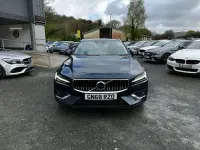 Usado Volvo V60 Inscription 2018 Azul Carrinha