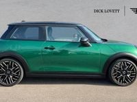 Used Mini Cooper Hatch 154 HP (113 kW) 2024 Green Hatchback