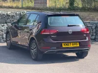 Used VW Golf VII SE 110 HP (80 kW) 2017 Ruby black Hatchback