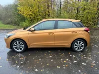Used Hyundai i20 SE 100 HP (73 kW) 2015 Orange Hatchback