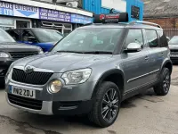 Usado Skoda Yeti 105 HP (77 kW) 2012 Cinzento SUV