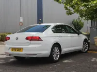 Used VW Passat Business 120 HP (88 kW) 2015 White Sedan