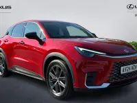 Used Lexus LBX 136 HP (100 kW) 2024 Red SUV