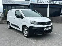 Used Peugeot Partner Premium 131 HP (96 kW) 2023 White MPV