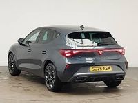 New Cupra Leon 150 HP (110 kW) 2025 Metallic  magnetic grey Hatchback