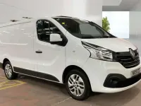 Begagnad Renault Trafic 2019 Vit Minibuss