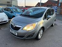 Używany Vauxhall Meriva Active 100 KM (73 kW) 2012 Srebrny Minivan