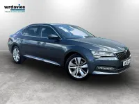 Gebraucht Skoda Superb SE L 190 PS (139 kW) 2019 Grau Kleinwagen