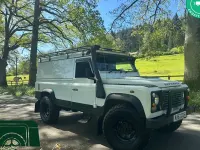 Usado Land Rover Defender 124 HP (91 kW) 2015