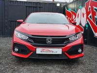 Used Honda Civic SR 129 HP (94 kW) 2017 Red Hatchback