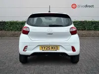 Used Hyundai i10 Advanced 63 HP (46 kW) 2025 White Hatchback