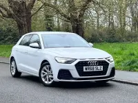 Usado Audi A1 Sportback Sport 116 HP (85 kW) 2018 Branco Citadino