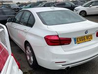 Used BMW 318 Sport Line 136 HP (100 kW) 2016 White Sedan
