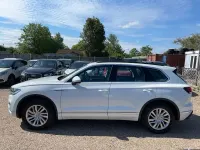 Used VW Touareg SEL 2018 White SUV