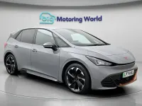 Begagnad Cupra Born e-Boost 169 kW (231 HK) 2025 Grå Halvkombi