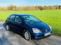Begagnad Honda Civic Executive 108 HK (79 kW) 2004 Blå Halvkombi