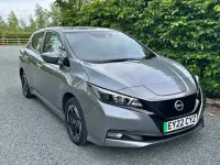 Gebraucht Nissan Leaf Acenta 110 kW (150 PS) 2022 Grau Kleinwagen