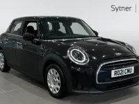 Used Mini ONE Classic 101 HP (74 kW) 2021 Black Hatchback