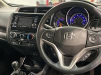 Used Honda Jazz S 102 HP (75 kW) 2019 Blue Hatchback