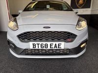 Usado Ford Fiesta ST 2018 Prateado Citadino