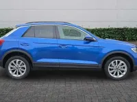 New VW T-Roc Match 150 HP (110 kW) 2026 Ravenna blue metallic SUV