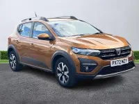 Usado Dacia Sandero Prestige 2022 Naranja Utilitario