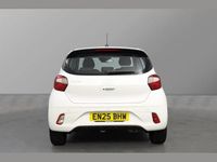 Used Hyundai i10 Advanced 63 HP (46 kW) 2025 White Hatchback
