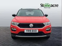 Used VW T-Roc SE 150 HP (110 kW) 2019 Red SUV