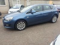 Used Vauxhall Astra 2015 Blue Hatchback