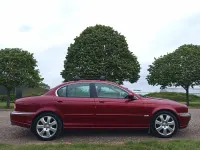 Used Jaguar X-type SE 196 HP (144 kW) 2005 Red Sedan