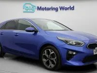 Usado Kia Ceed 140 HP (102 kW) 2019 Azul Citadino