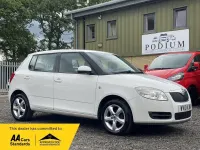 Used Skoda Fabia 86 HP (63 kW) 2010 White Hatchback