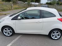 Used Ford Ka 69 HP (50 kW) 2013 White Hatchback
