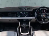 Used Porsche Cayenne 470 HP (345 kW) 2024 Red SUV