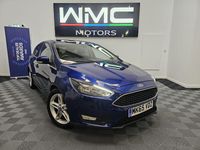 Used Ford Focus Zetec 125 HP (91 kW) 2015 Blue Hatchback