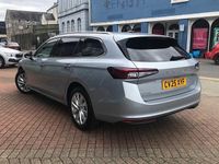 New Skoda Superb SE Technology 150 HP (110 kW) 2025 Pebble silver metallic Estate
