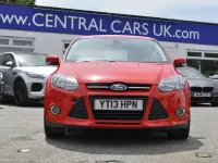 Used Ford Focus Zetec 125 HP (91 kW) 2013 Red Hatchback